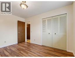 1219 Hunterquay Hill NW - photo 26