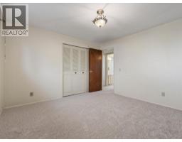 1219 Hunterquay Hill NW - photo 29
