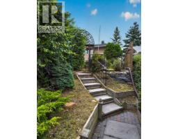 1219 Hunterquay Hill NW - photo 38