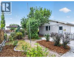 1219 Hunterquay Hill NW - photo 45