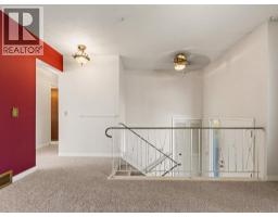 1219 Hunterquay Hill NW - photo 6