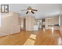 127 Erin Meadow Crescent Se, Calgary, AB T2B3L4 Photo 16