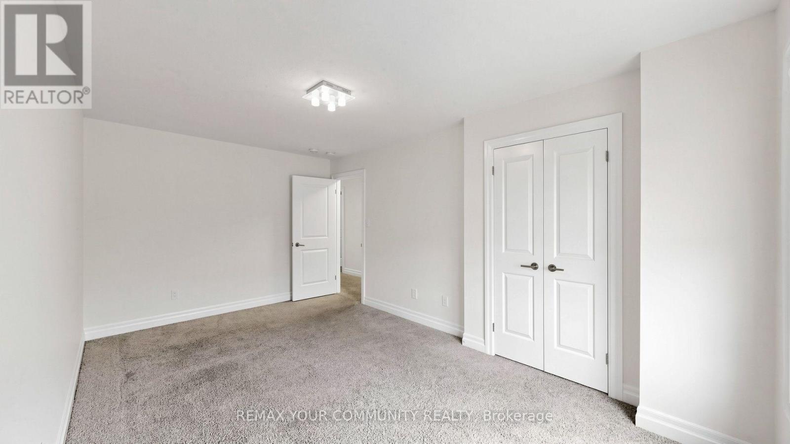 2607 Sheffield Boulevard, London South, ON photo 31