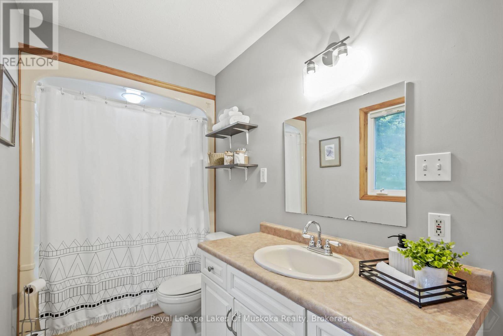 2726 OLD MUSKOKA ROAD - 17