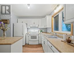2726 Old Muskoka Road, Huntsville, ON P0B1M0 Photo 10