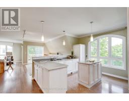 401 - 31 Dairy Lane, Huntsville, ON P1H2L7 Photo 6