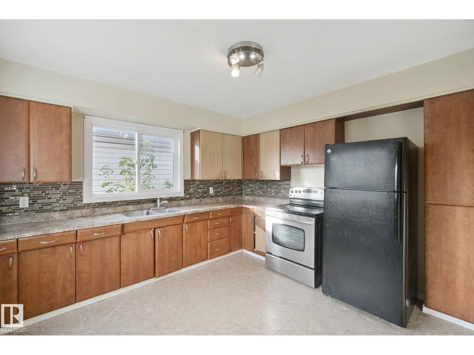13019 66 Street NW, photo 14