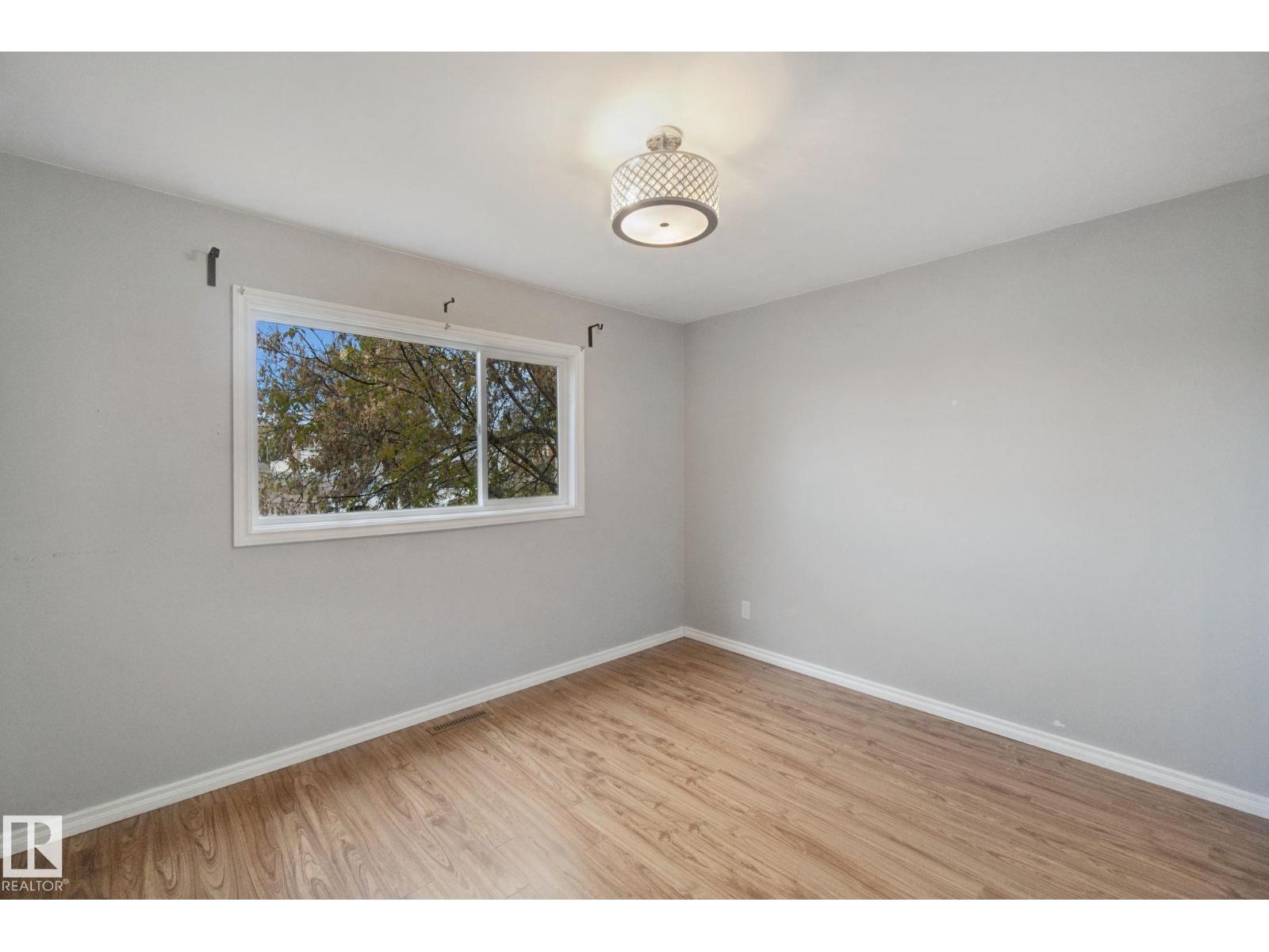 13019 66 Street NW, photo 20