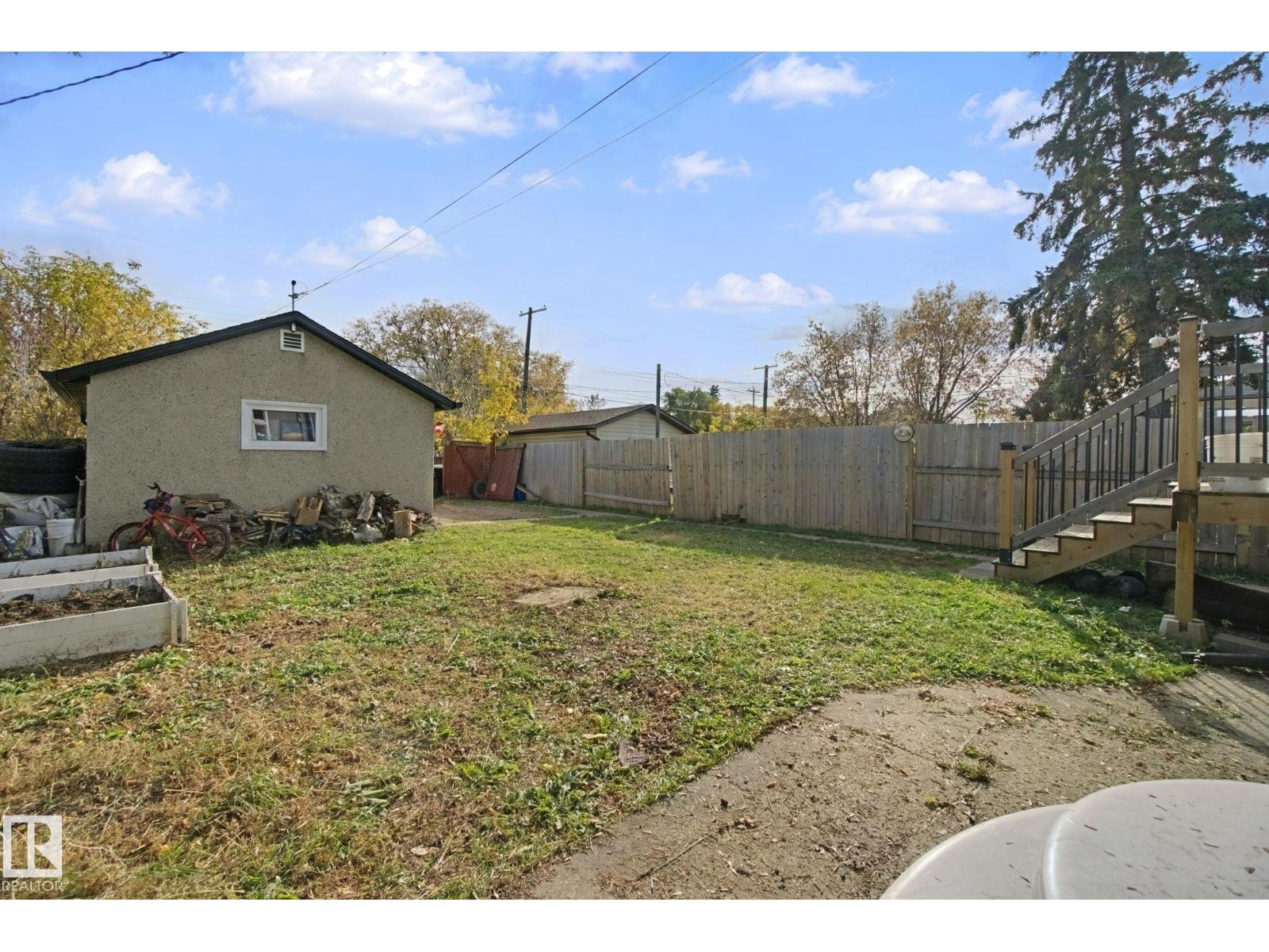 13019 66 Street NW, photo 52