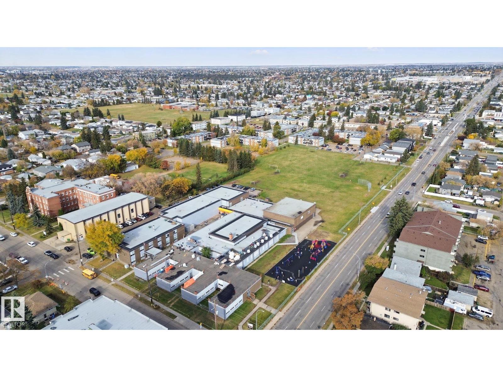 13019 66 ST NW - 60