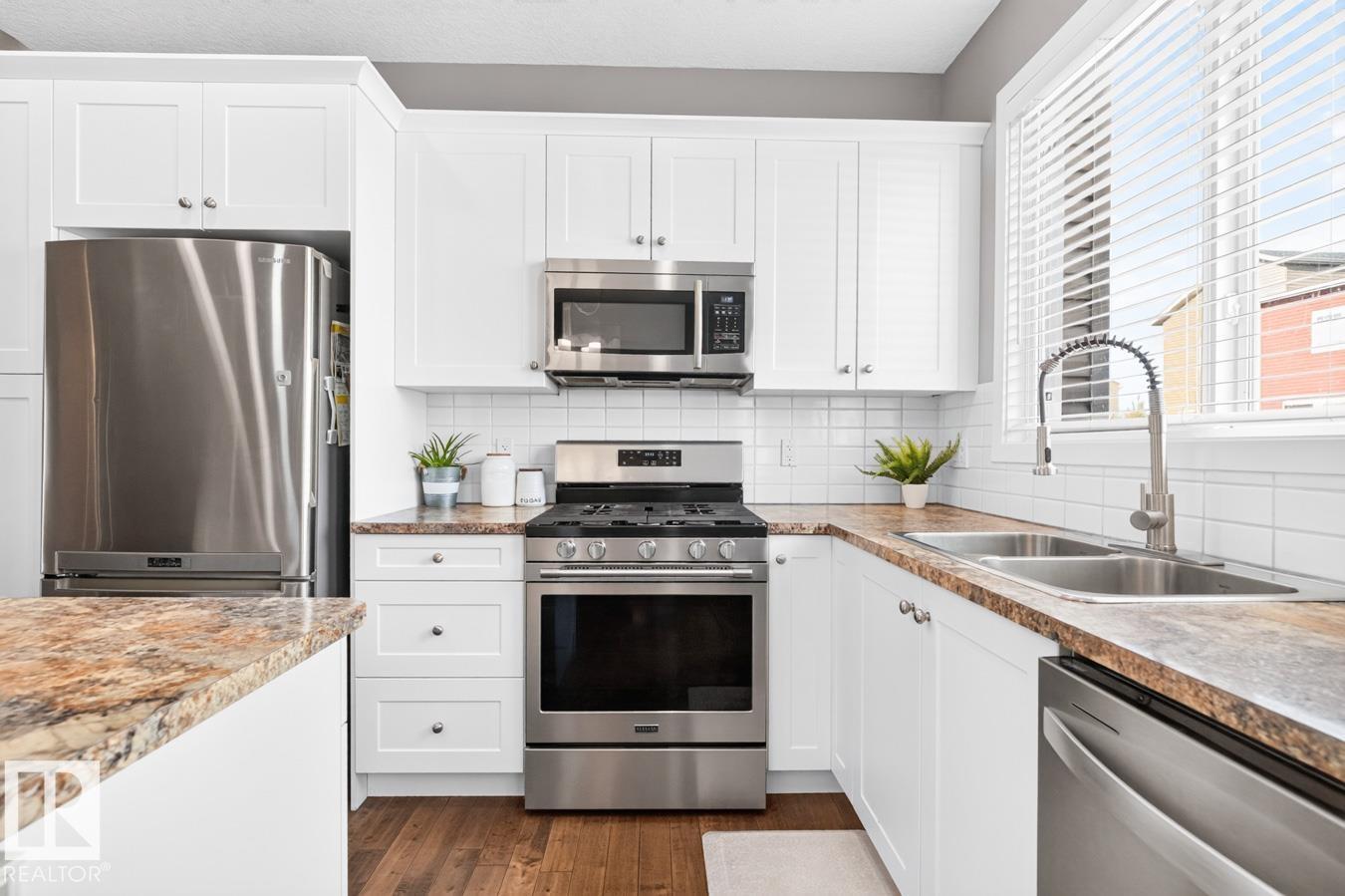 411 SIMMONDS WY - 11