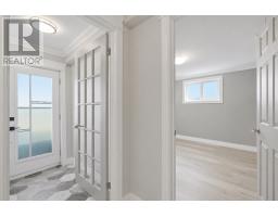 106 Windsor Heights thumbnail 17