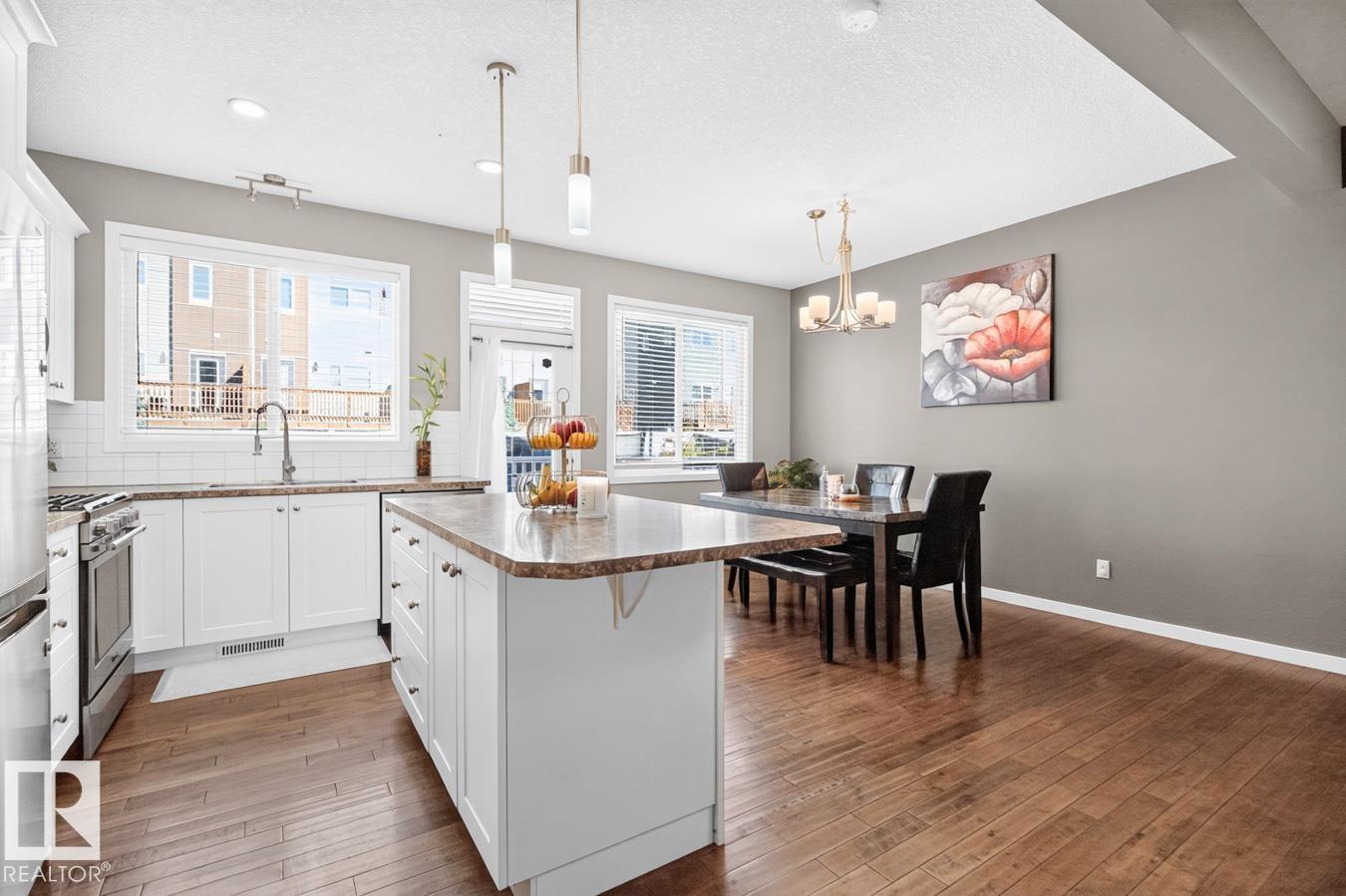 411 SIMMONDS WY - 8