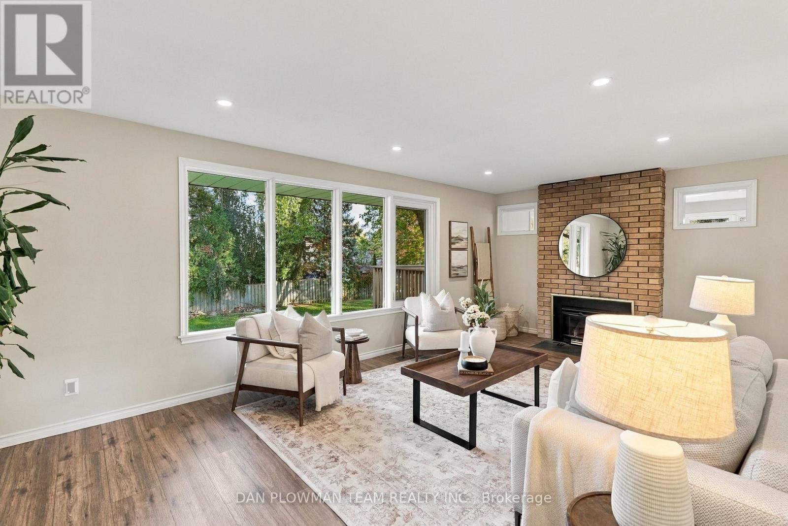153 Liberty Street North, Clarington, ON photo 5