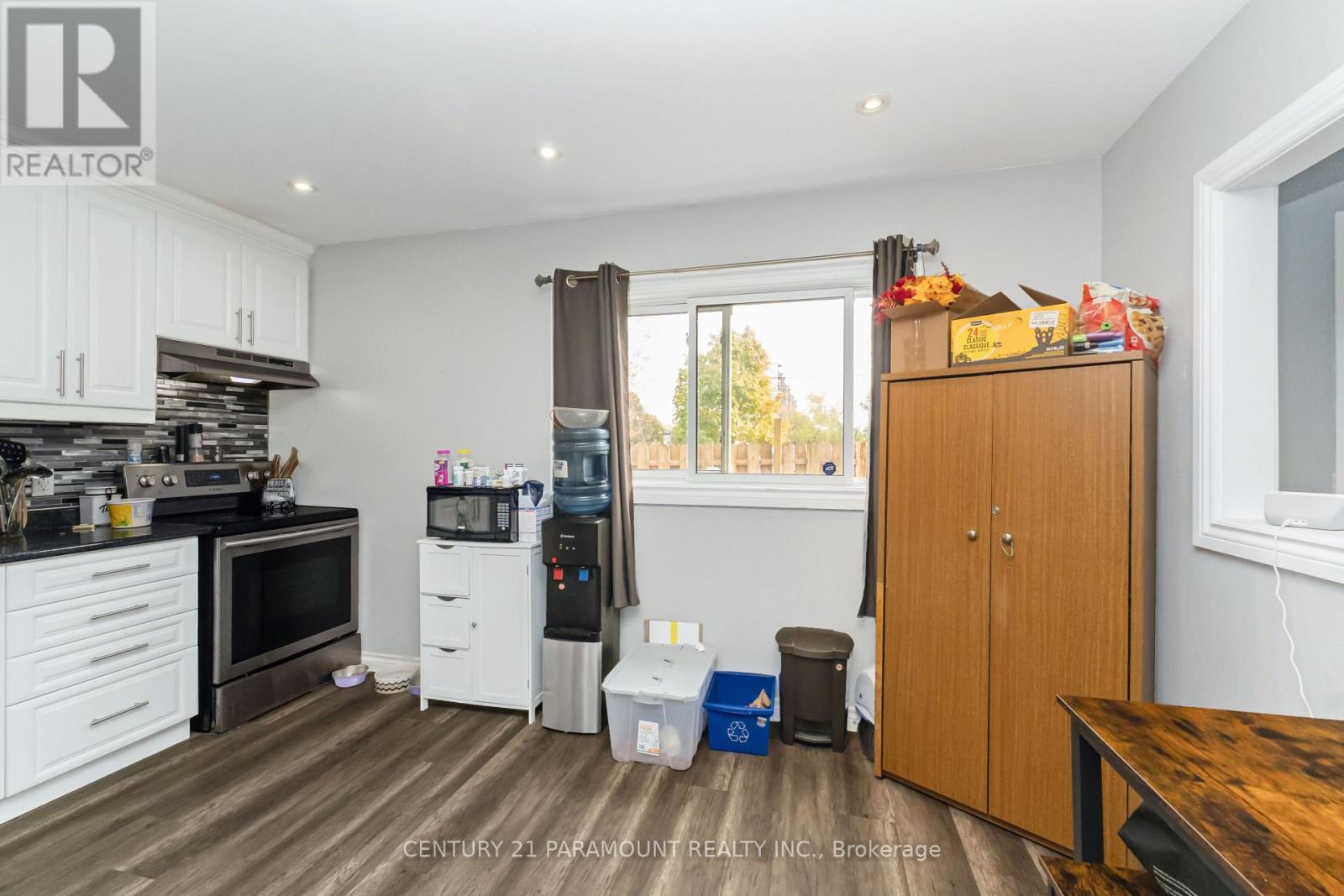 #116 1010 GLEN STREET - 14