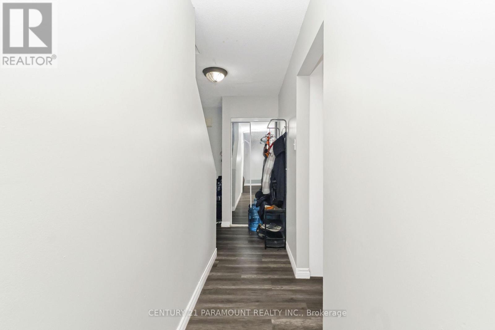 #116 1010 GLEN STREET - 16