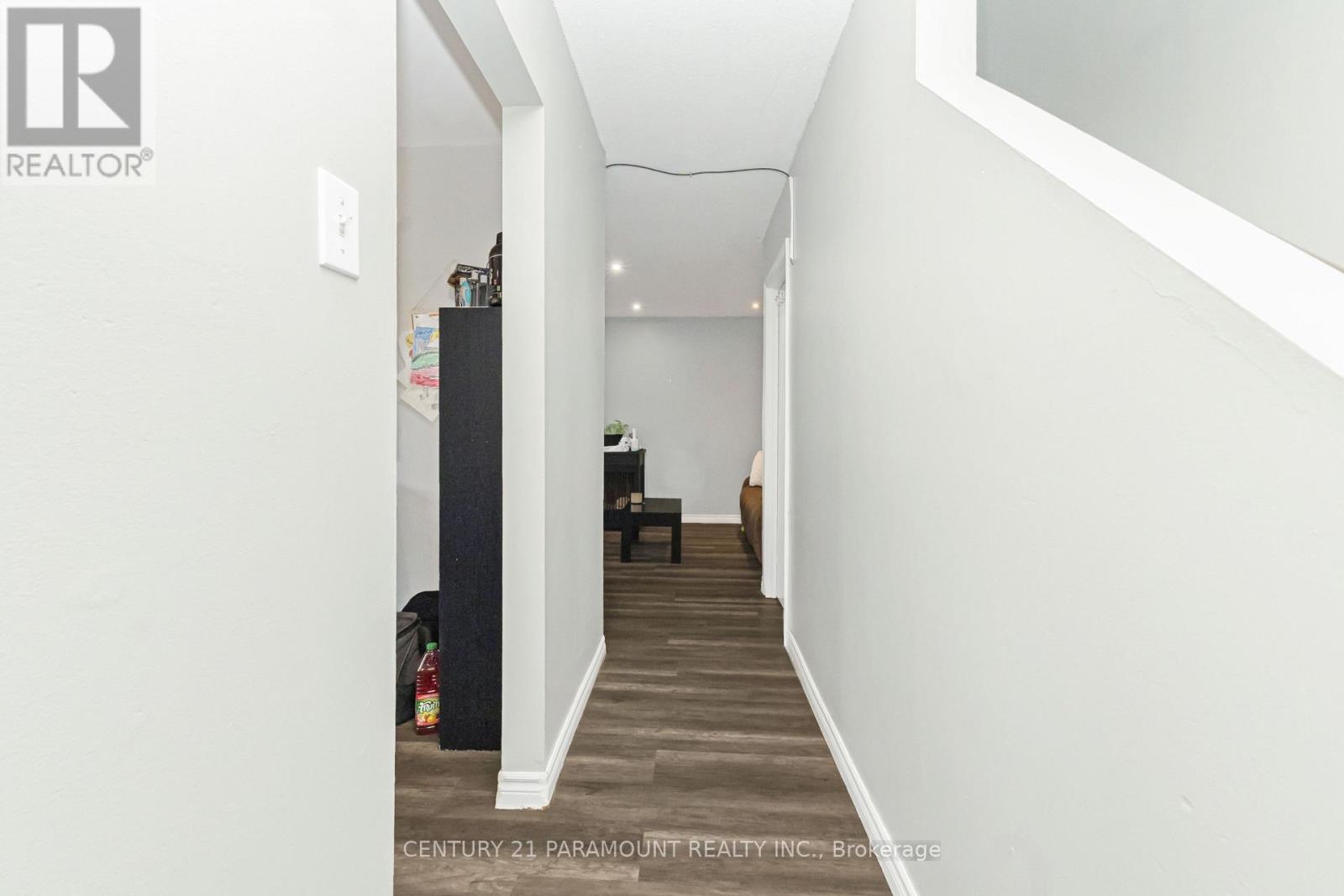 #116 1010 GLEN STREET - 17