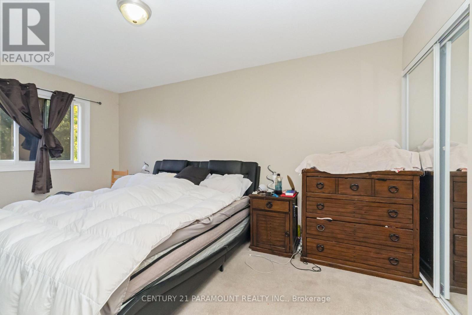 #116 1010 GLEN STREET - 22