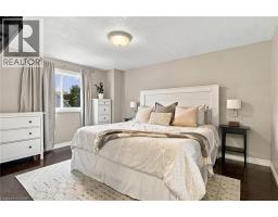 11 Sandalwood Drive, Cambridge, ON N1P1A5 Photo 19