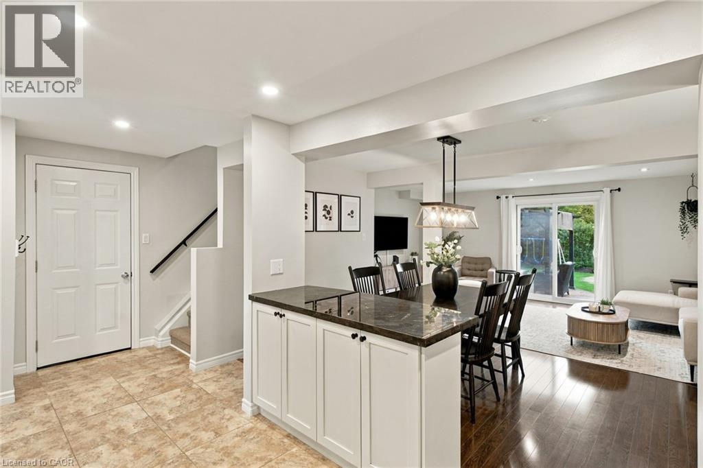 11 SANDALWOOD Drive, Cambridge — photo 11