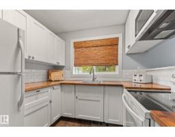 582 Lakewood Rd N Nw, Edmonton, AB T6K3Y1 Photo 11