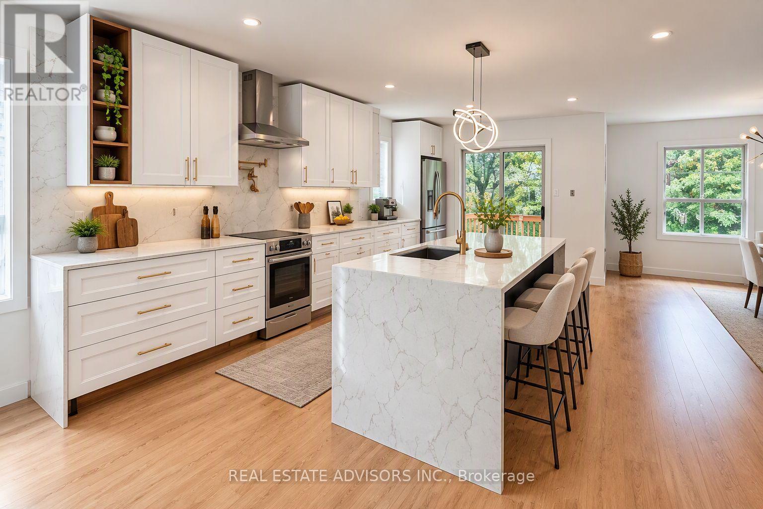 64 ACORN CRESCENT - 5