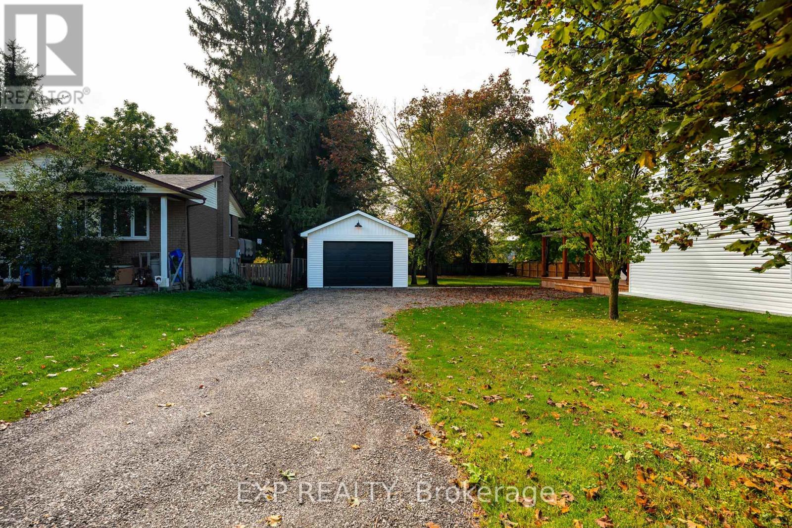 349 Smith Street — photo 40