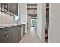 14 Risa Boulevard, Toronto, ON M6B1S3 Photo 22