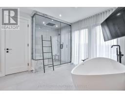 14 Risa Boulevard, Toronto, ON M6B1S3 Photo 30
