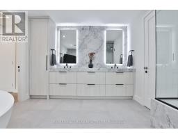 14 Risa Boulevard, Toronto, ON M6B1S3 Photo 31