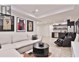 14 Risa Boulevard, Toronto, ON M6B1S3 Photo 43