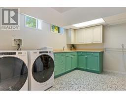 1548 Wembury Road, Mississauga, ON L5J2L9 Photo 40