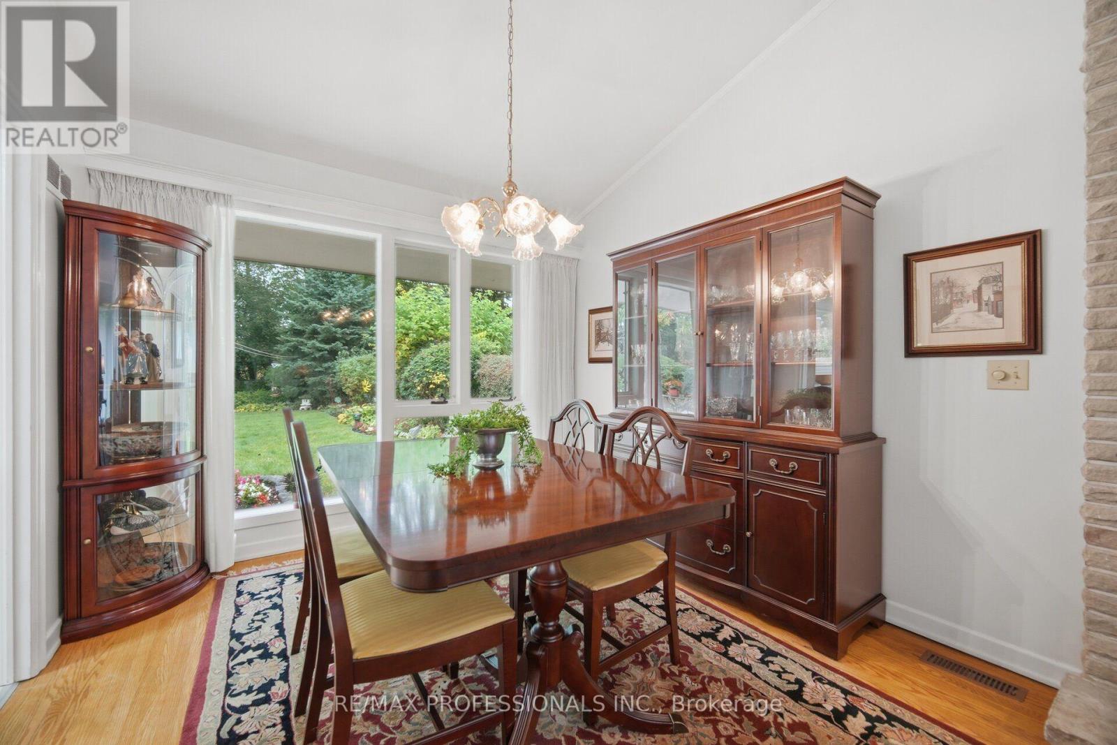 9 Humber Ridge Drive — photo 10