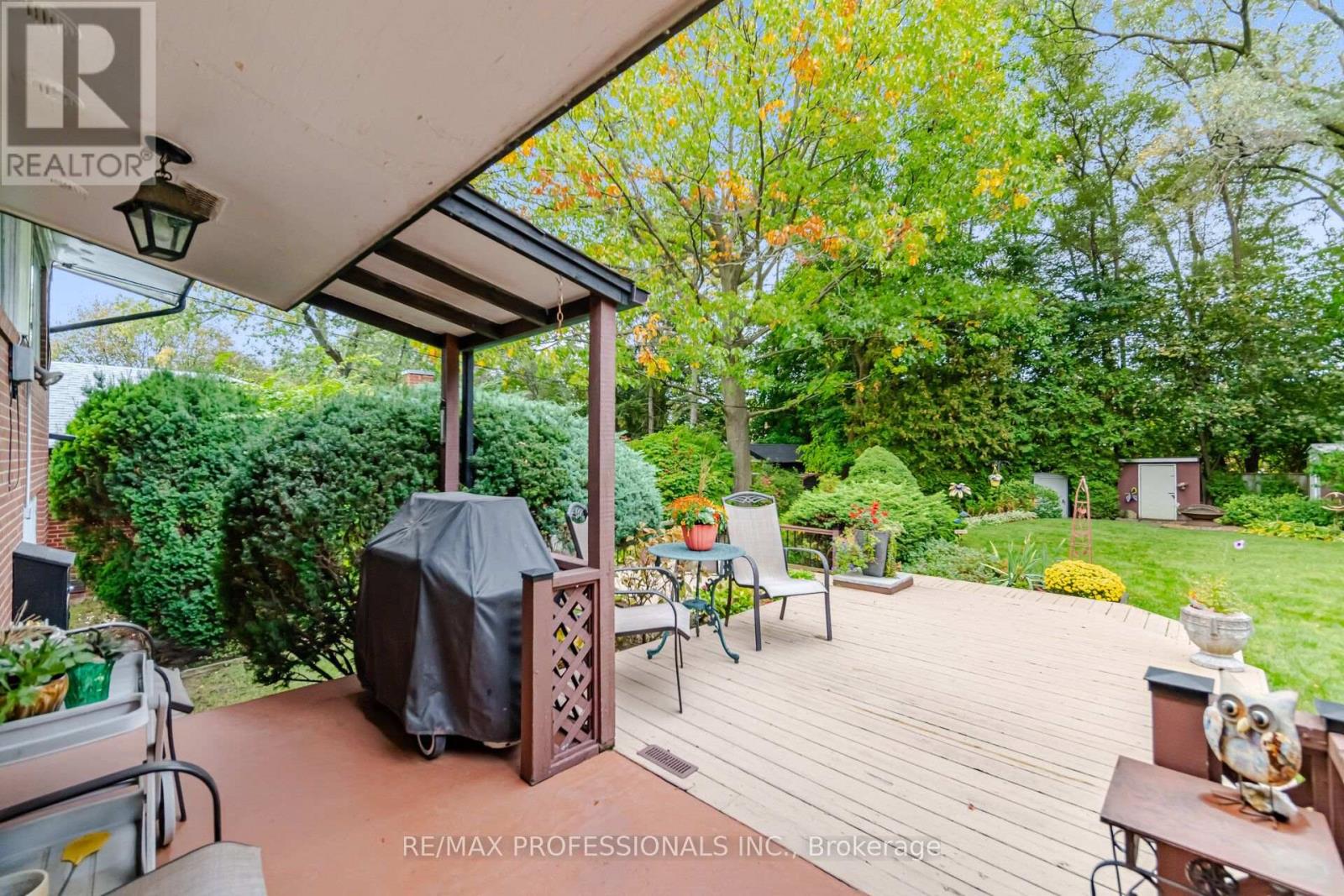 9 Humber Ridge Drive — photo 37