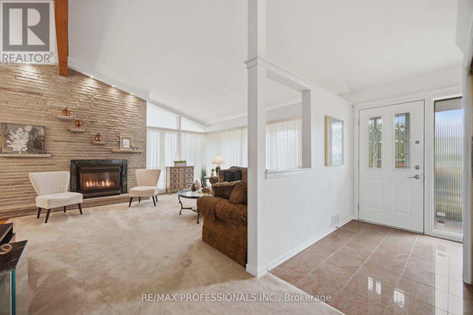 9 HUMBER RIDGE DRIVE - 6