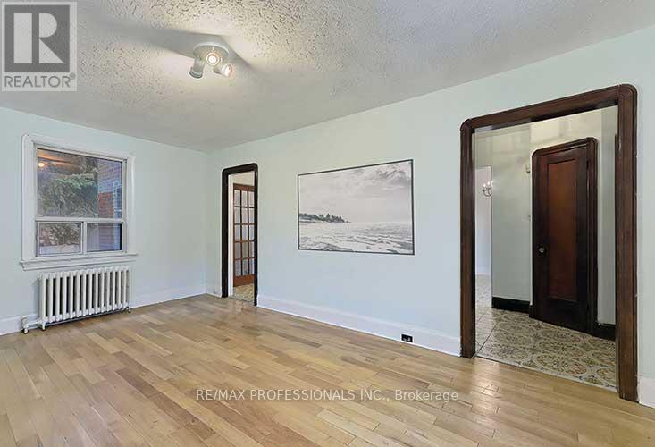 103 Keele Street — photo 4