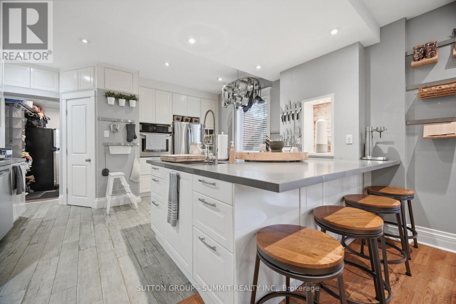 500 INDIAN Grove, Toronto, ON photo 10