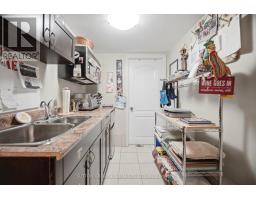 500 Indian Grove, Toronto, ON M6P2H9 Photo 29