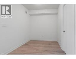 3200 Dakota Common Unit# B906, Burlington, ON L7M2A7 Photo 17