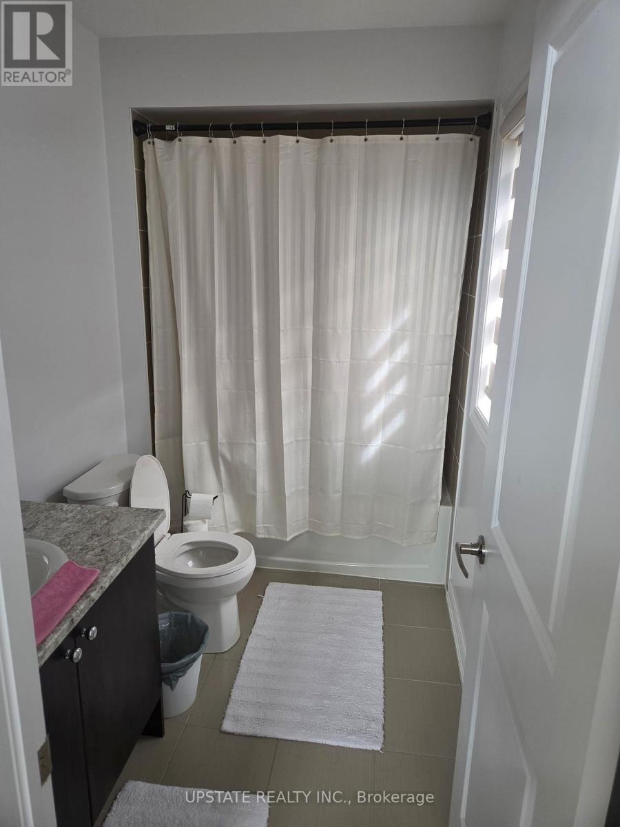 25 Doc Lougheed Avenue — photo 12