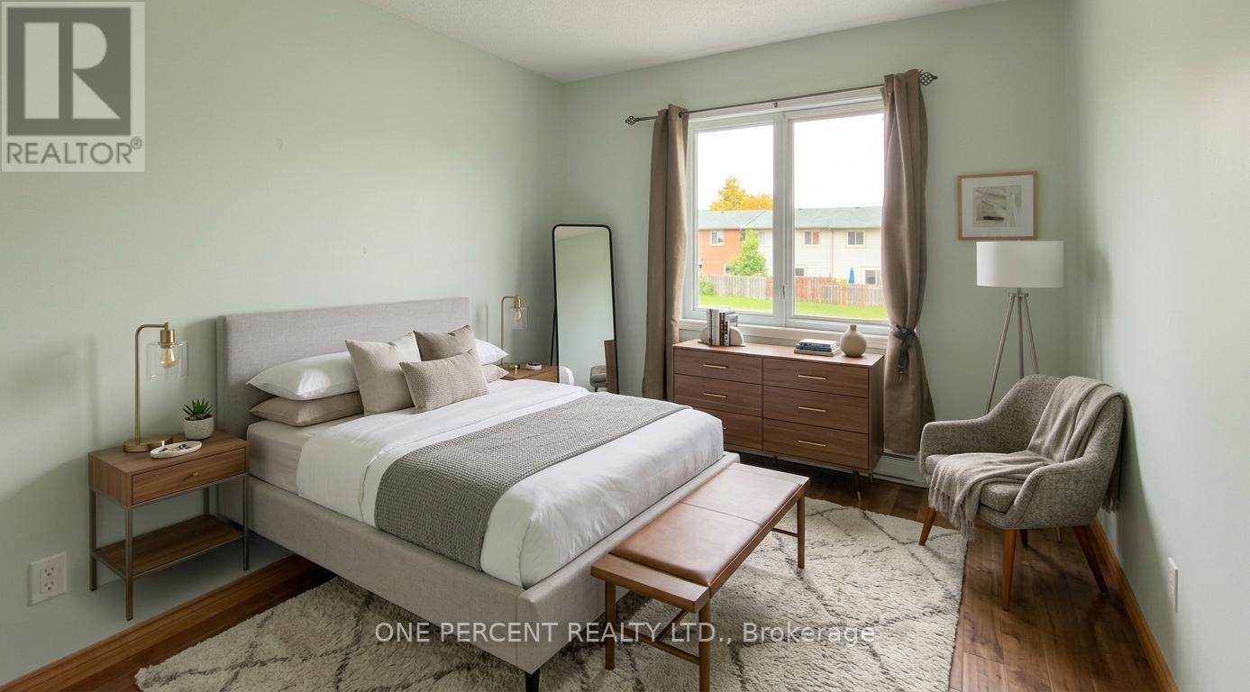 #5 65 DORCHESTER BOULEVARD - 16