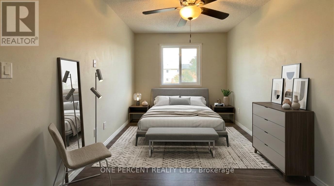 #5 65 DORCHESTER BOULEVARD - 19