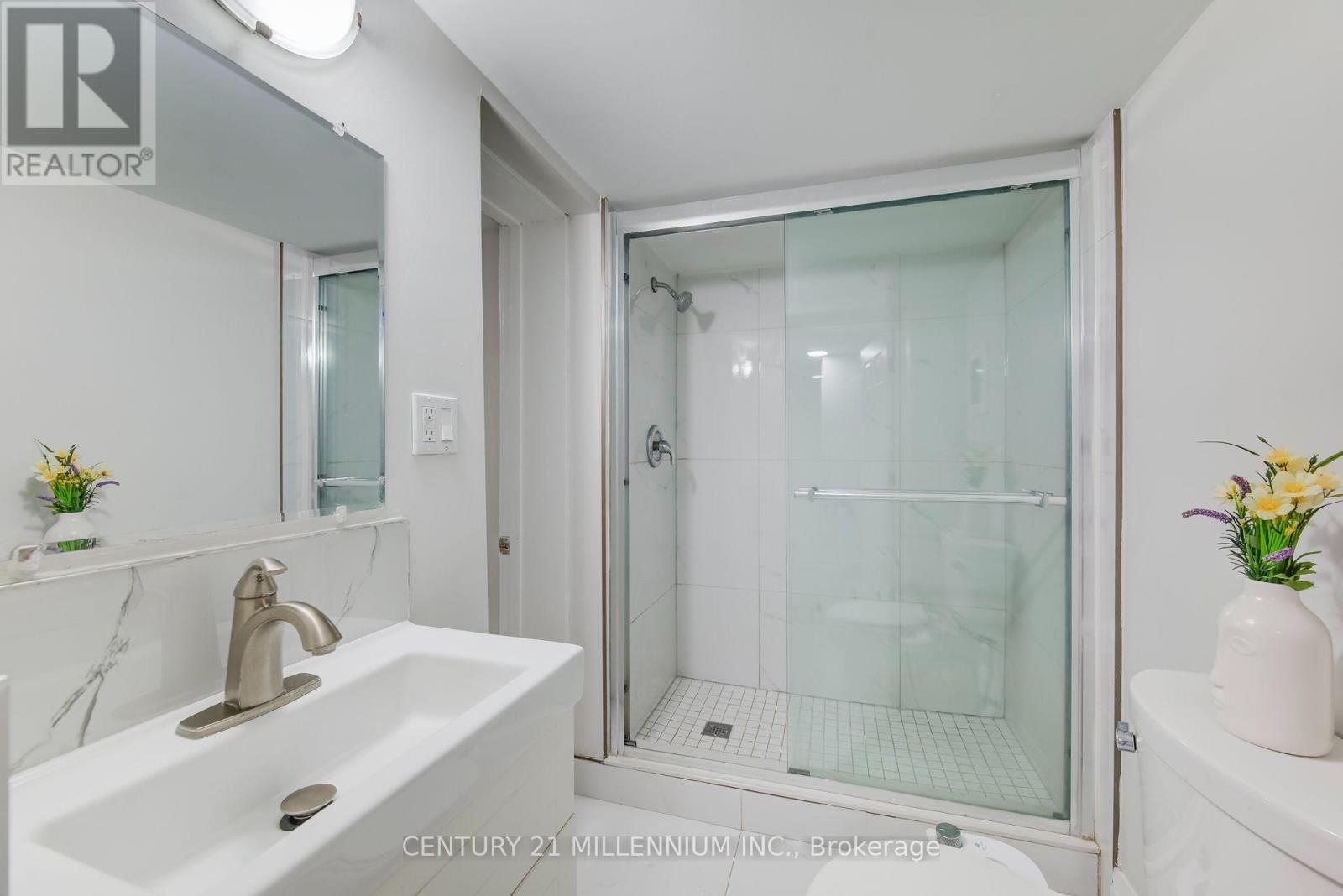 46 Traynor Avenue, Kitchener, ON photo 35