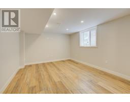 B - 35 Second Avenue, Kitchener, ON N2C1N4 Photo 10