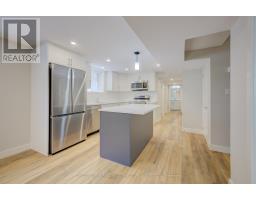 B - 35 Second Avenue, Kitchener, ON N2C1N4 Photo 7