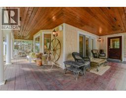 Family room - 1753 Peerless Rd, Shawnigan Lake, BC V0R1L0 Photo 10