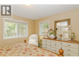 1753 Peerless Rd, Shawnigan Lake, BC V0R1L0 Photo 30