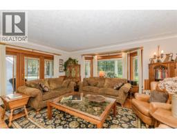 Bedroom - 1753 Peerless Rd, Shawnigan Lake, BC V0R1L0 Photo 16