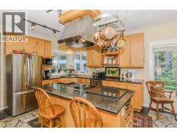 1753 Peerless Rd, Shawnigan Lake, BC V0R1L0 Photo 19