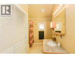 1753 Peerless Rd, Shawnigan Lake, BC V0R1L0 Photo 45